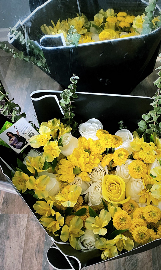 Mixed Bouquet of 🌻Yellow Flowers