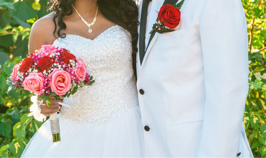Bride Bouquet & Groom Boutonniere Package👰‍♀️🤵‍♂️