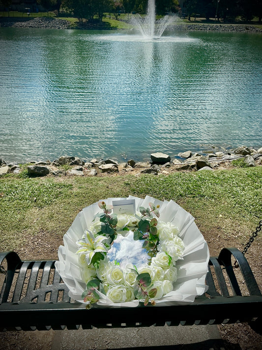 Mirror Bouquet